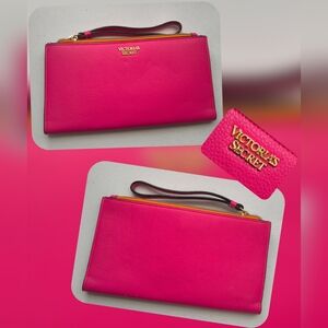 Victoria's Secret Vibrant Pink Wristlet (Nwots)